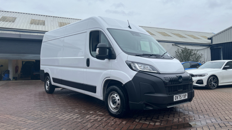 Peugeot Boxer 3500 L3 Diesel 2.2 BlueHDi 140 H2 Van Professional